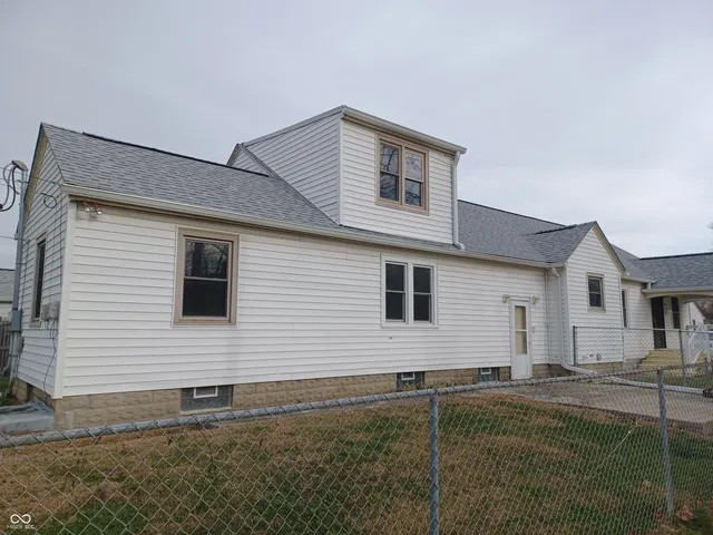 $1,400 | 8750 East New York Street, Indianapolis, IN 46219