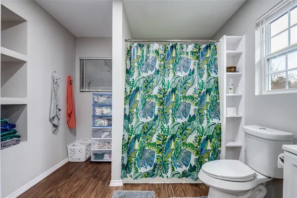 $339,999 | 861 Betty Drive, Terrell, TX 75160