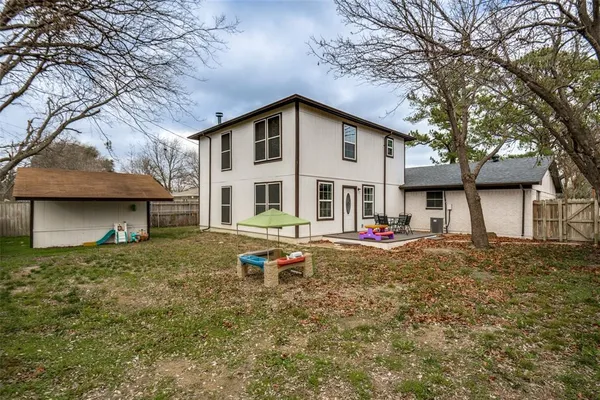 $339,999 | 861 Betty Drive, Terrell, TX 75160