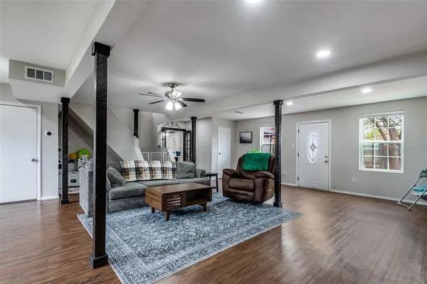 $339,999 | 861 Betty Drive, Terrell, TX 75160