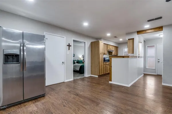 $339,999 | 861 Betty Drive, Terrell, TX 75160