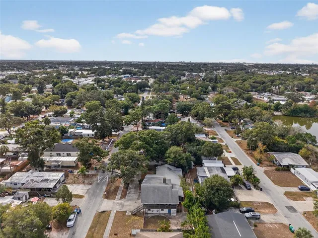 $2,000 | 5136 68th Street North, Unit C, St. Petersburg, FL 33709