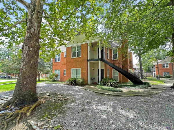 $185,000 | 7925 Jefferson Pl Boulevard, Unit 30C, Baton Rouge, LA 70809