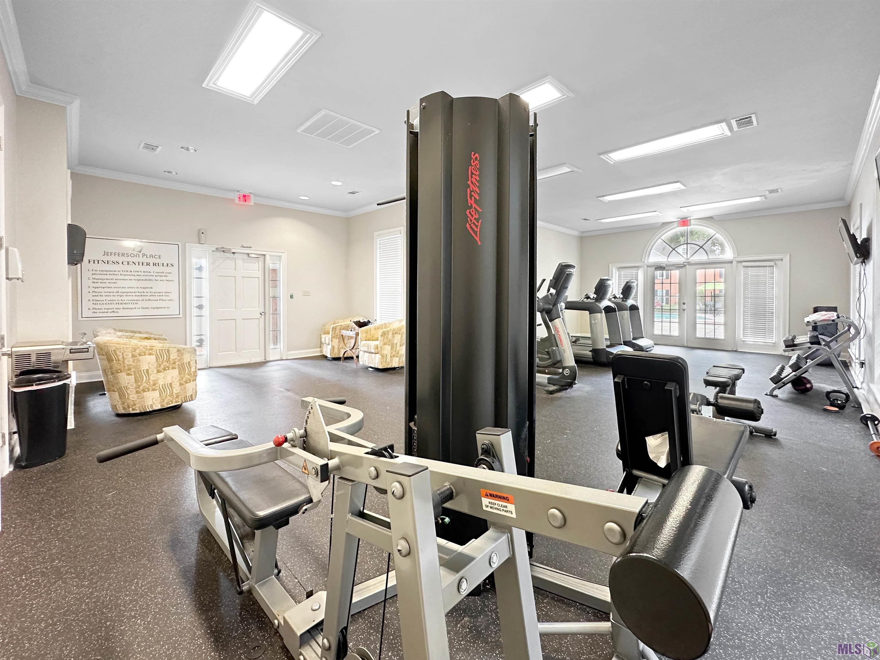 7925 Jefferson Pl Boulevard, Unit 30C Baton Rouge, LA 70809 - Photo 4 of 18 Community Gym