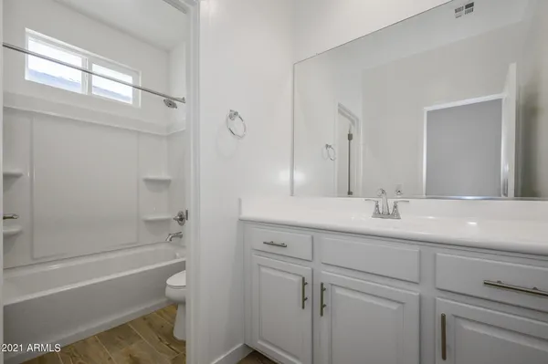 $2,200 | 9517 East Talon Avenue, Mesa, AZ 85212