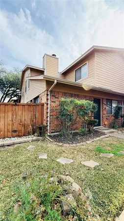 $210,000 | 5761 Cedar Creek Drive, Benbrook, TX 76109