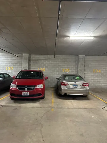 $21,000 | 1122 West Catalpa Avenue, Unit P135, Chicago, IL 60640