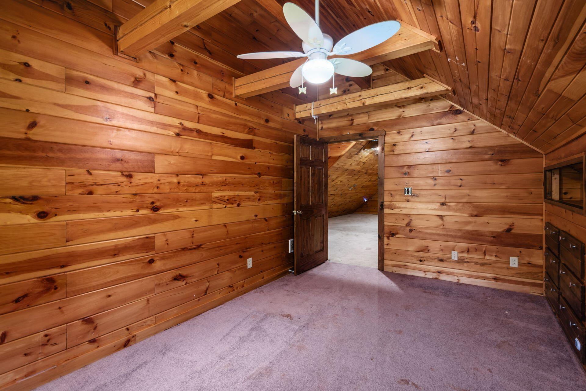 3553 Riley Road Northwest Johnstown, OH 43031 - Photo 28 of 42 UPSTAIRS BEDROOM SHOWING CEILING FAN