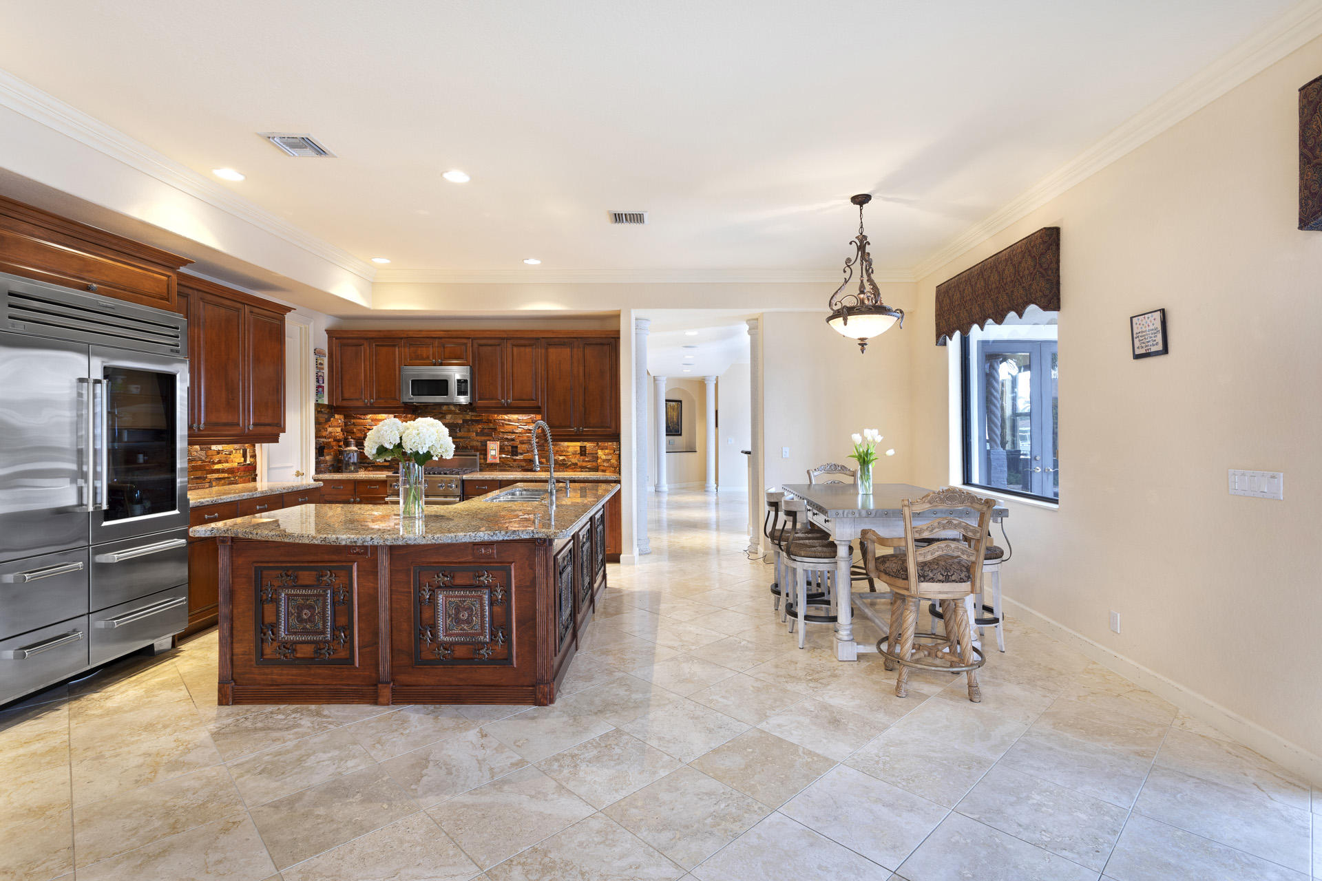 6929 Northeast 8th Drive Boca Raton, FL 33487 - Photo 4 of 20 KITCHEN_STRAIGHT