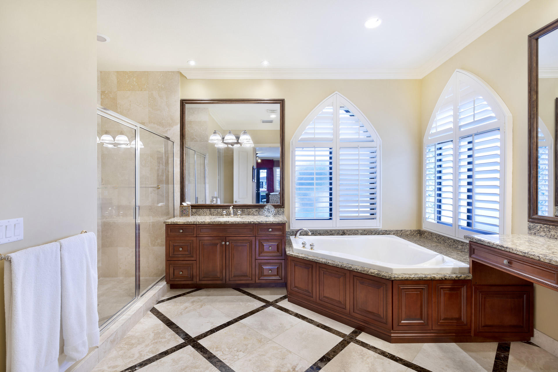 6929 Northeast 8th Drive Boca Raton, FL 33487 - Photo 7 of 20 MASTER_BATH