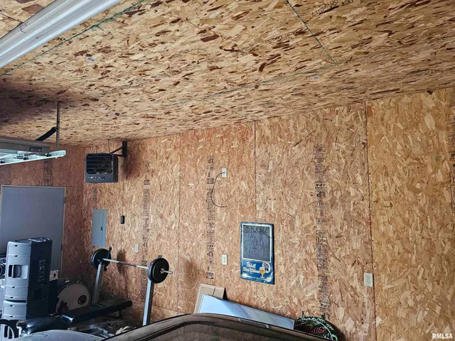 $70,000 | 1517 Monmouth Boulevard, Galesburg, IL 61401