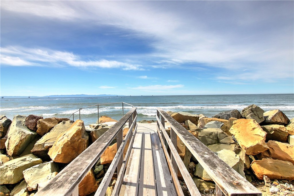 539 Sand Point Road Carpinteria, CA 93013 - Photo 28 of 30