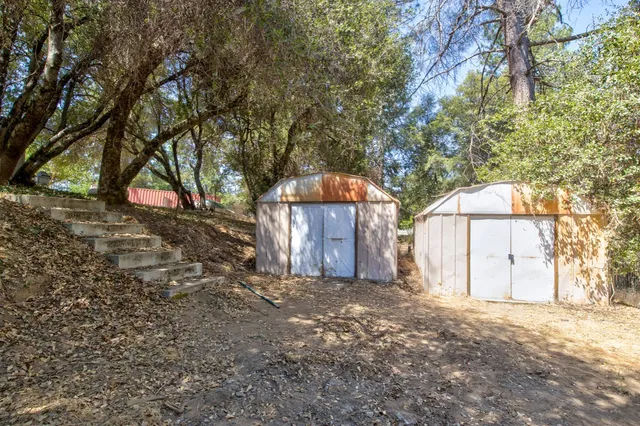 $877,000 | 415 Carriage Lantern Court, Somerset, CA 95684