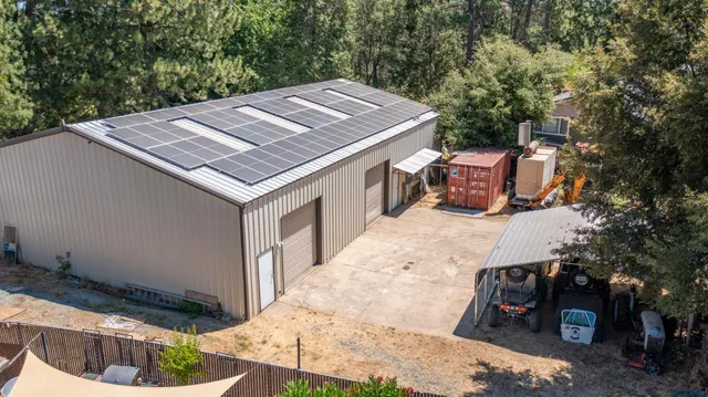 $877,000 | 415 Carriage Lantern Court, Somerset, CA 95684