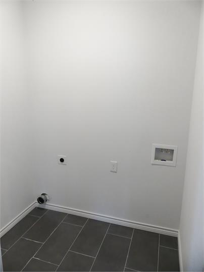 8071 County Road, Unit 436 Princeton, TX 75407 - Photo 6 of 8 a view of an empty room