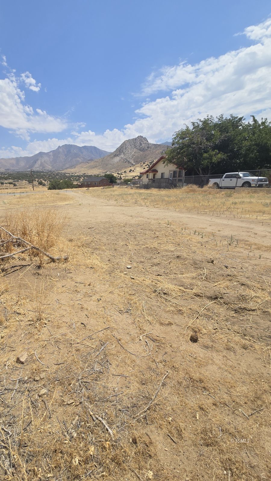 425-181-09 Goat Ranch Road Mountain Mesa, CA 93240 - Photo 1 of 7 Gallery Image 1