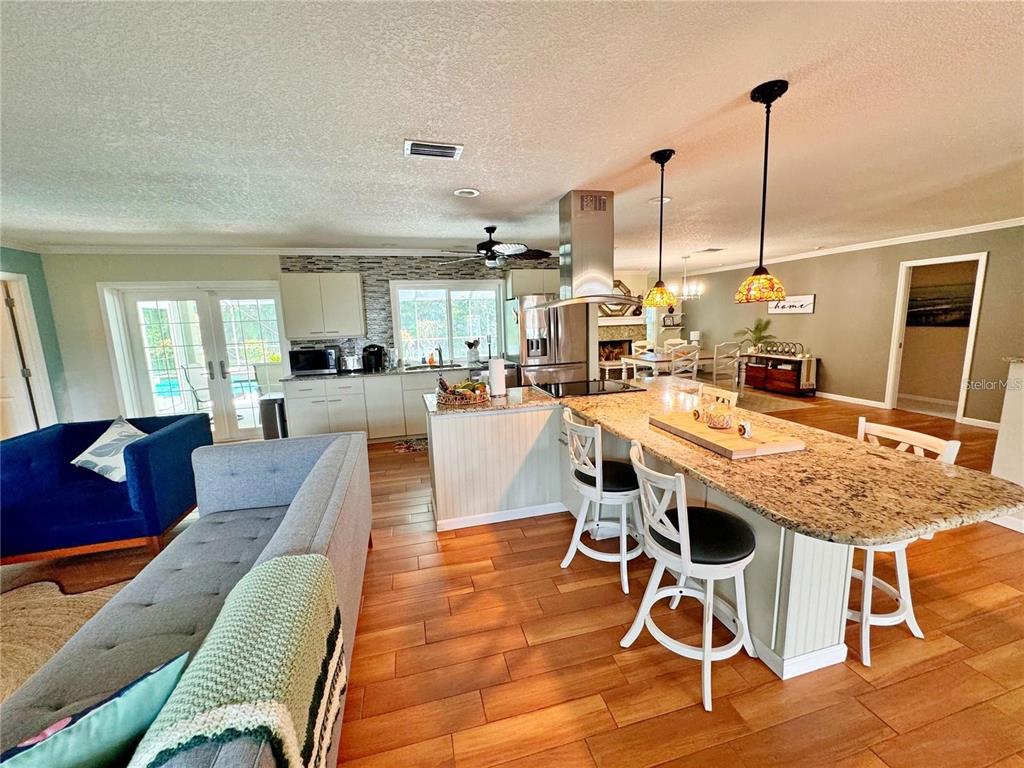 4884 Marsh Field Road Sarasota, FL 34235 - Photo 12 of 27