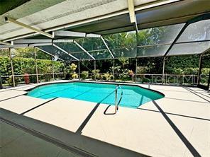 4884 Marsh Field Road Sarasota, FL 34235 - Photo 5 of 27