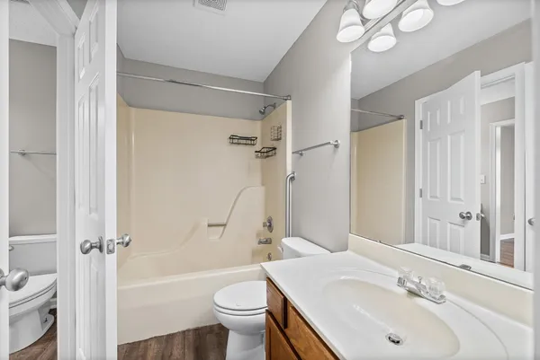 $995 | 5867 Julien Road, Hopkinsville, KY 42240