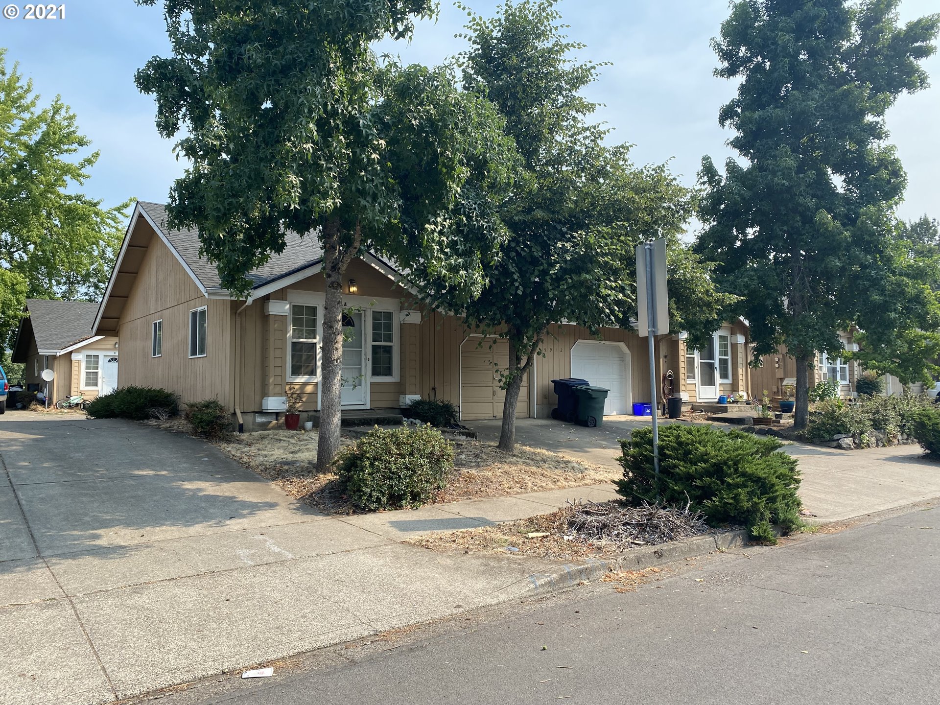 5912 A Street Springfield, OR 97478 - Photo 2 of 4