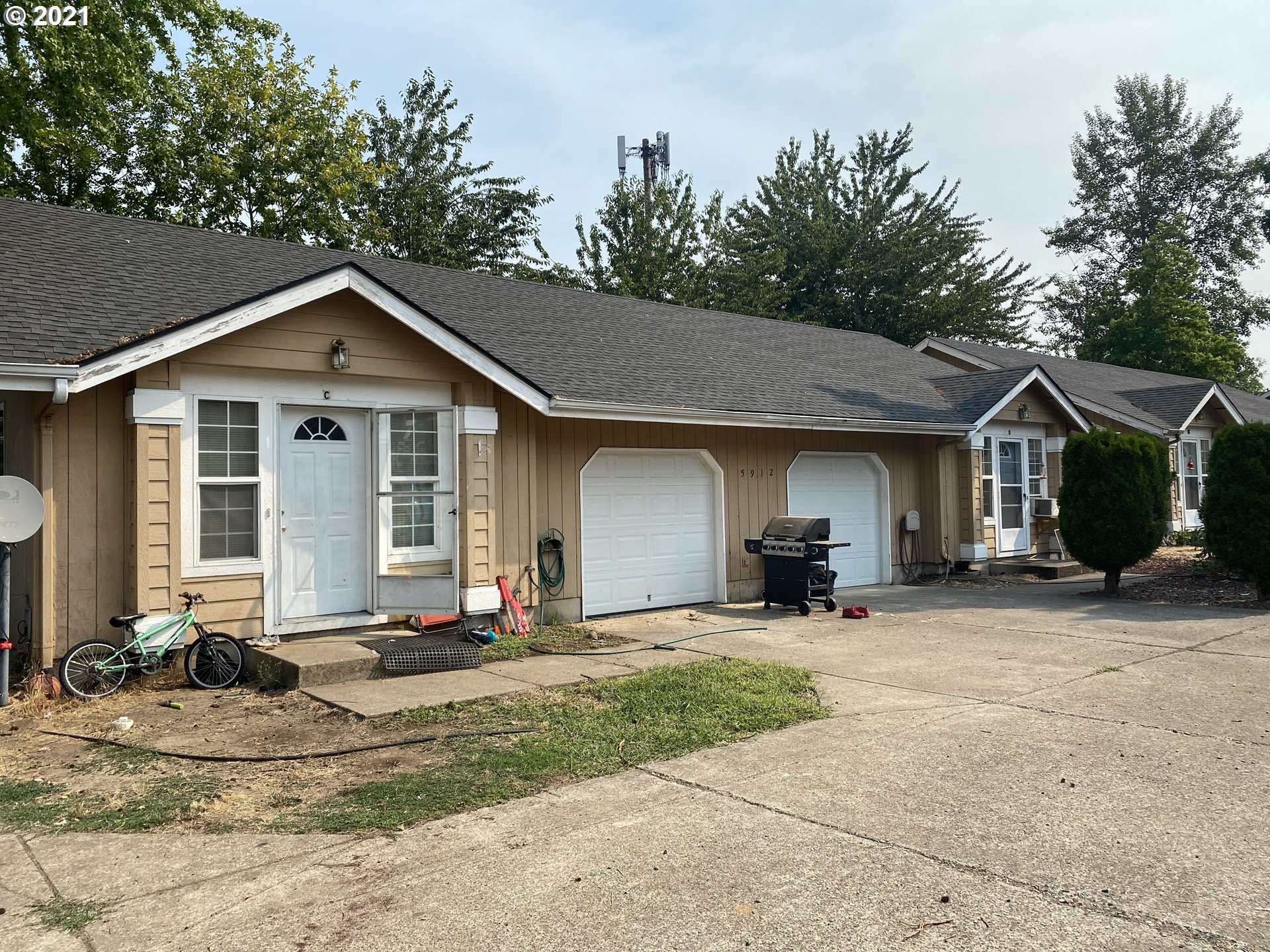 5912 A Street Springfield, OR 97478 - Photo 4 of 4