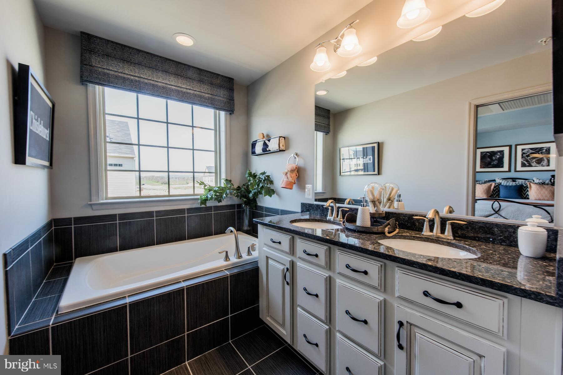 4752 Cambria Road Frederick, MD 21703 - Photo 19 of 30 Bath (Master)
