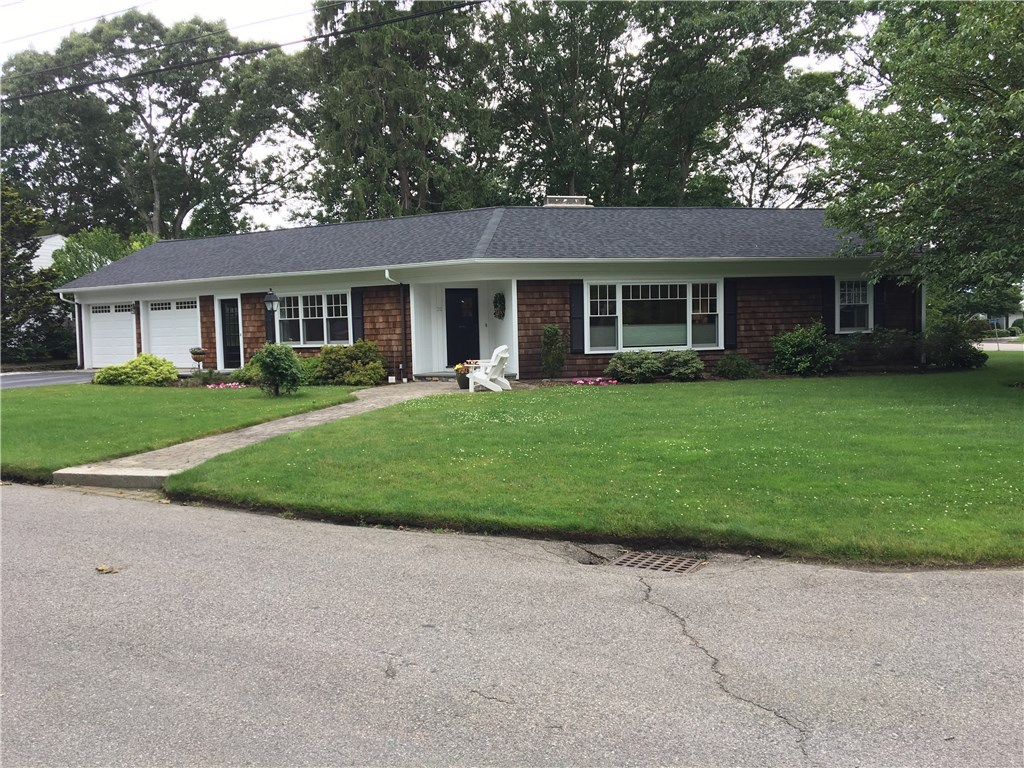 21 Telford Road Barrington, RI 02806 - Photo 1 of 26