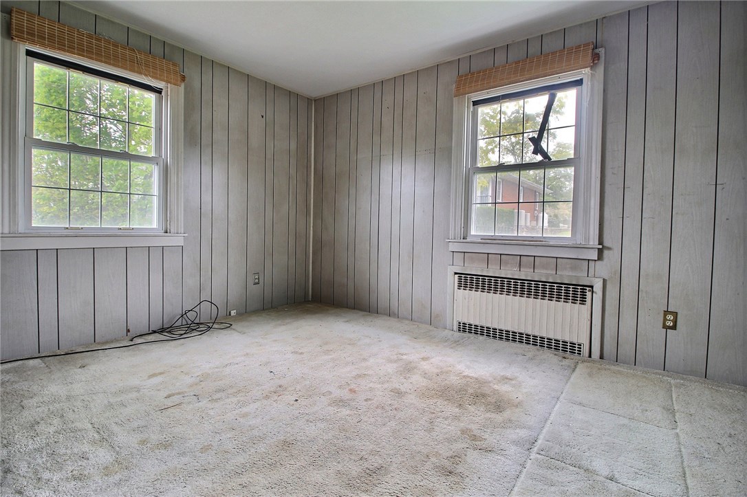 7 Batterson Avenue Westerly, RI 02891 - Photo 12 of 28