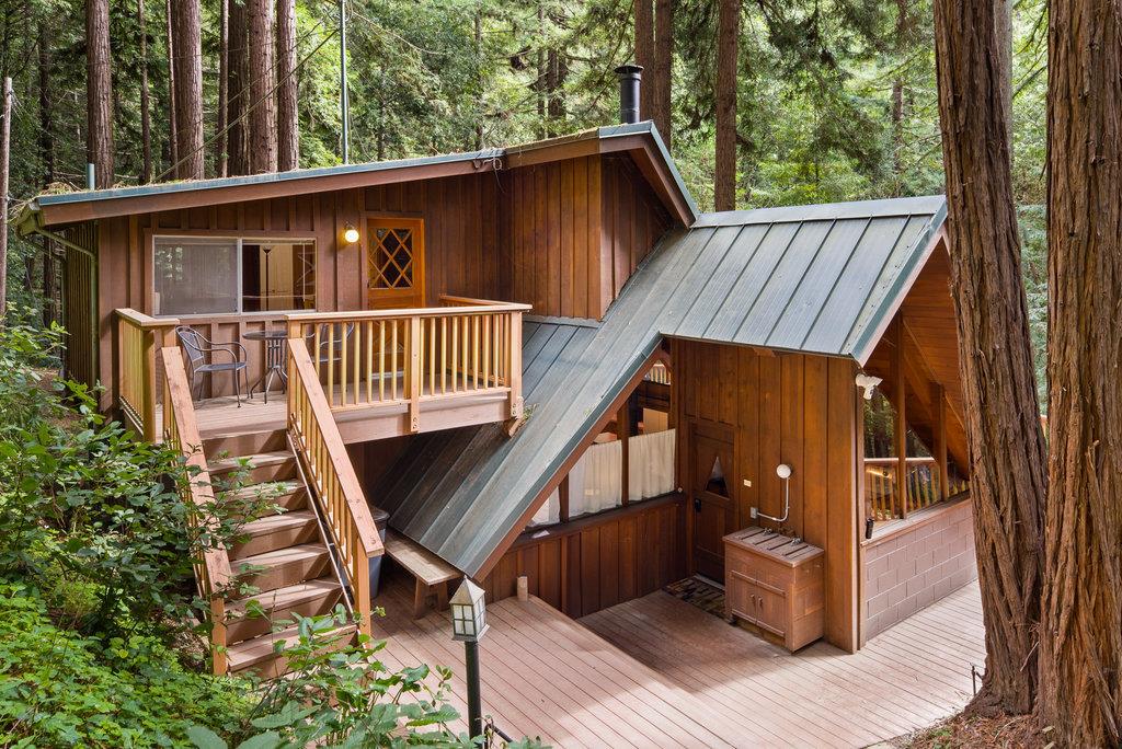 621 Hidden Canyon Watsonville, CA 95076 - Photo 5 of 55 a view of outdoor space and deck