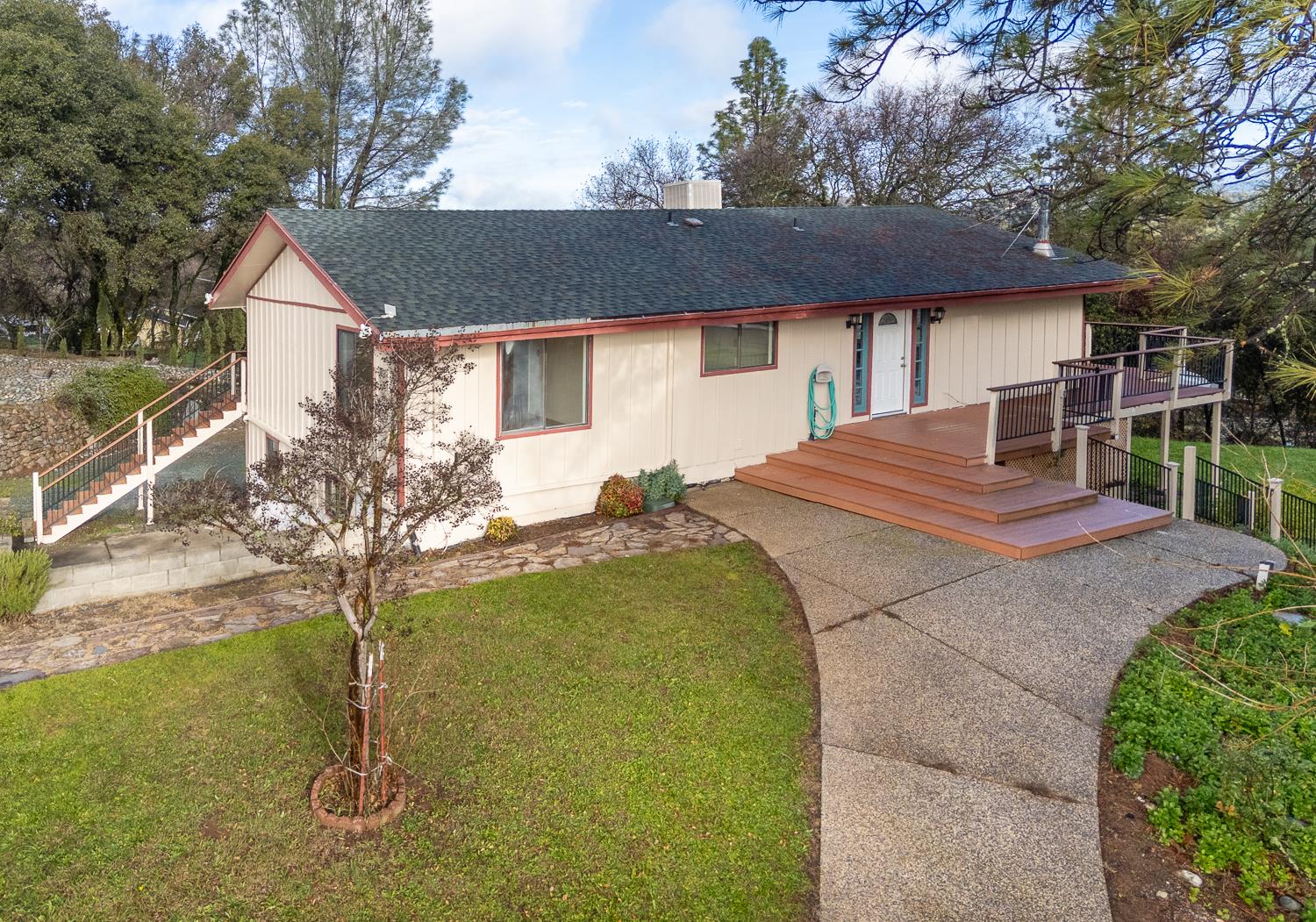 10988 Pleasant Valley Road Penn Valley, CA 95946 - Photo 20 of 90