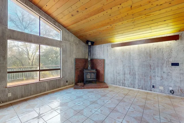 $499,900 | 10988 Pleasant Valley Road, Penn Valley, CA 95946