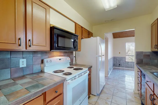 $499,900 | 10988 Pleasant Valley Road, Penn Valley, CA 95946