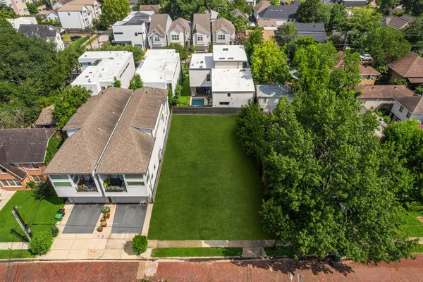 $699,999 | 1524 Michigan Street, Houston, TX 77006