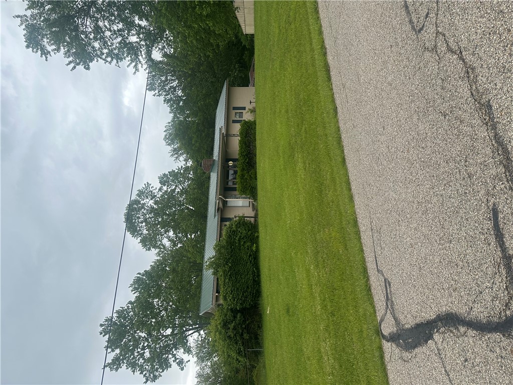 10190 Stephen Young Road Camden, OH 45311 - Photo 3 of 17