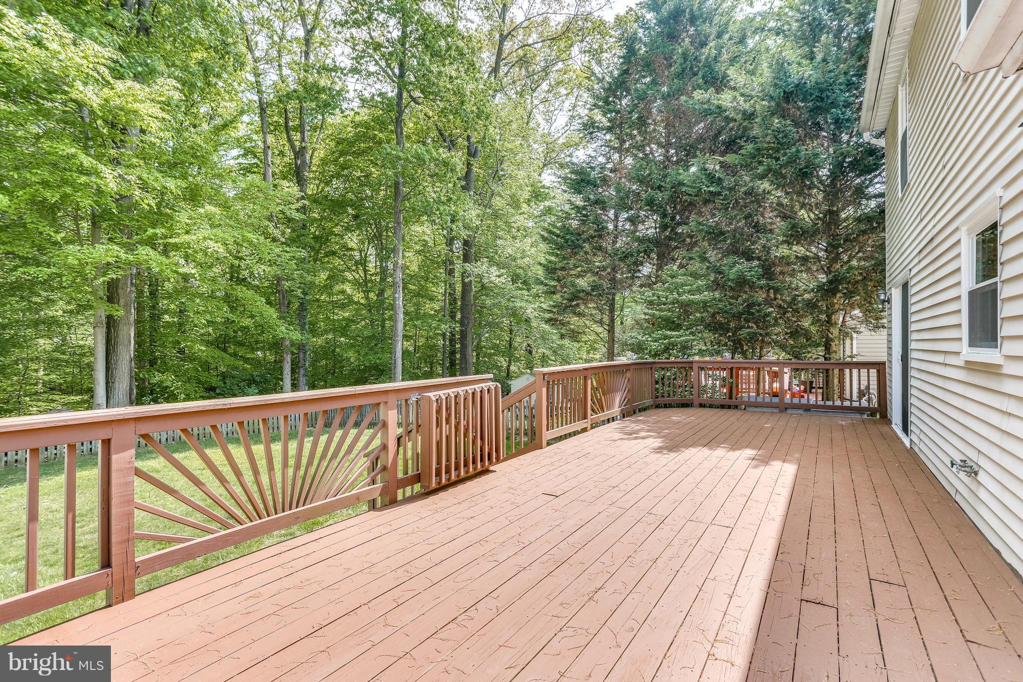 2746 Parallel Path Abingdon, MD 21009 - Photo 24 of 30 Huge deck
