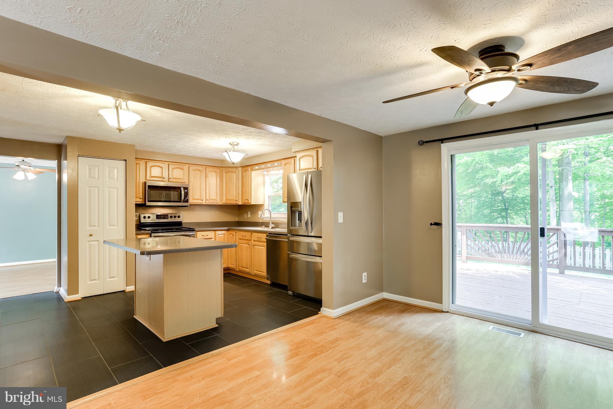 2746 Parallel Path Abingdon, MD 21009 - Photo 6 of 30 Separate dining room area