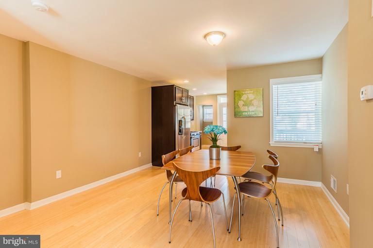 7026 Belclare Road Baltimore, MD 21222 - Photo 18 of 30 Dining Room