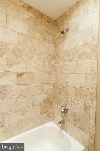 7026 Belclare Road Baltimore, MD 21222 - Photo 23 of 30 Bath