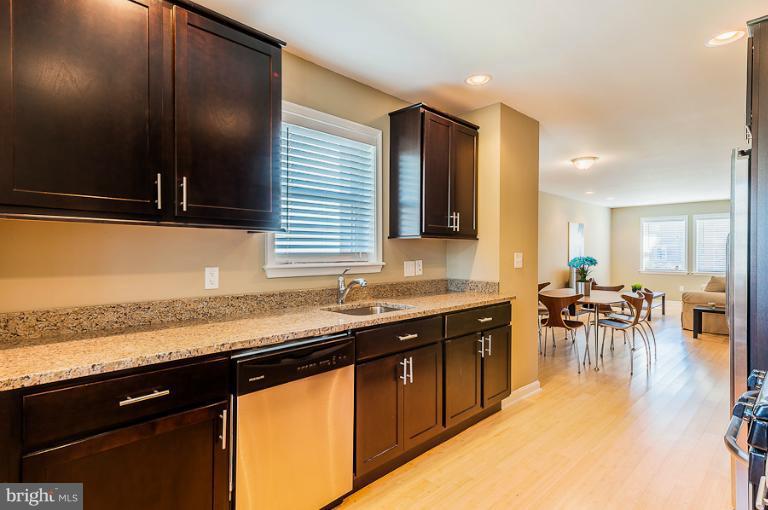 7026 Belclare Road Baltimore, MD 21222 - Photo 6 of 30 Kitchen