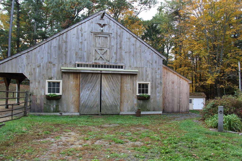 21 Cross Road Boxford, MA 01921 - Photo 5 of 30 Gallery Image 5