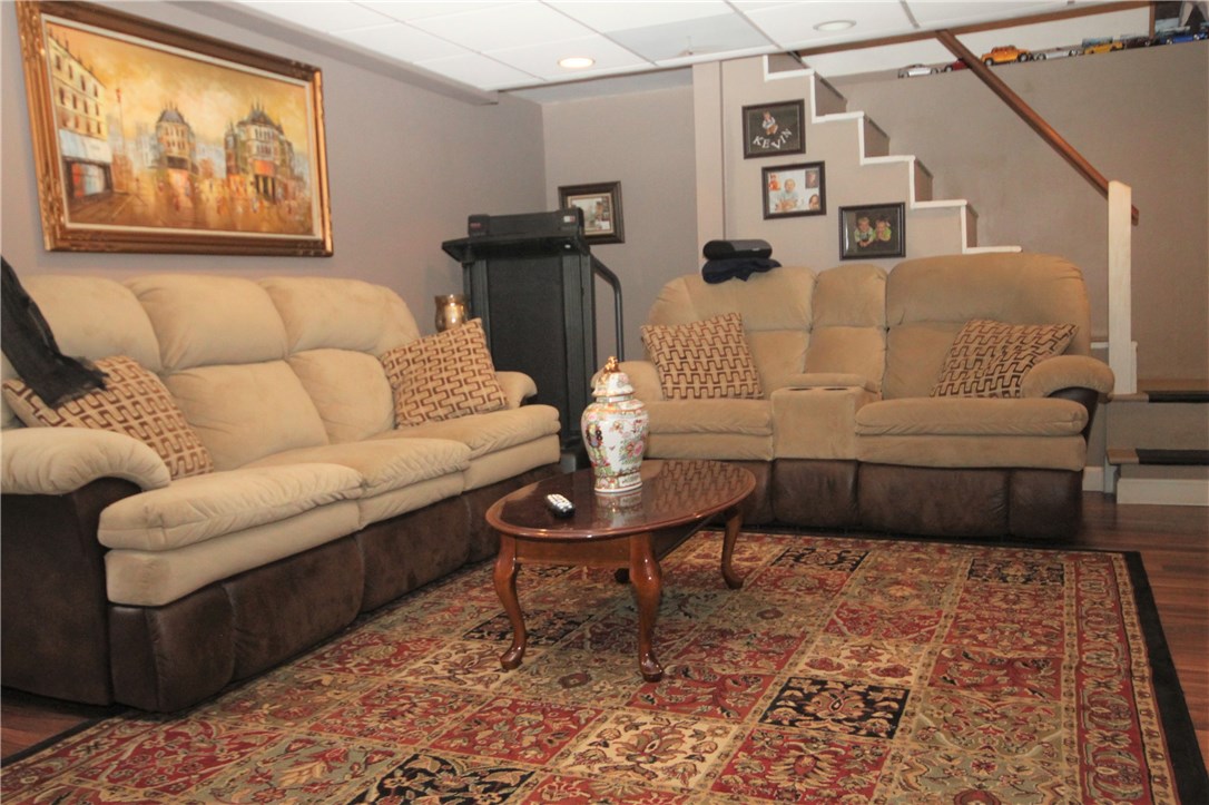 31 Audubon Road Warwick, RI 02888 - Photo 22 of 34