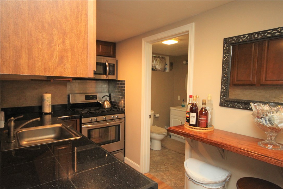 31 Audubon Road Warwick, RI 02888 - Photo 24 of 34