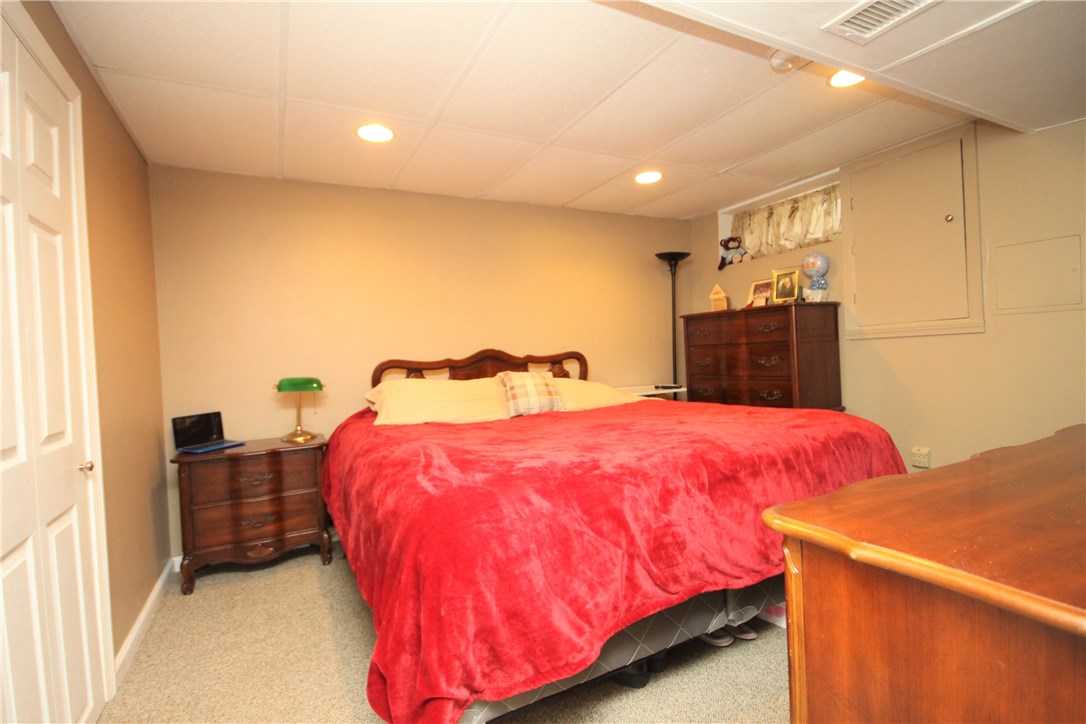 31 Audubon Road Warwick, RI 02888 - Photo 28 of 34
