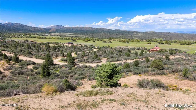 $139,900 | 16655 Blue Sky Drive, Unit 70, Peeples Valley, AZ 86332