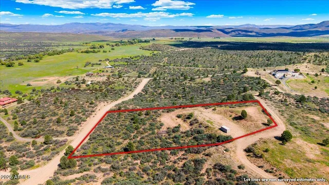 $139,900 | 16655 Blue Sky Drive, Unit 70, Peeples Valley, AZ 86332