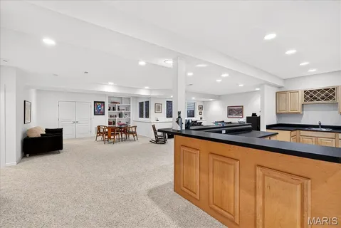 $825,000 | 21 Old Belle Monte Road, Chesterfield, MO 63017