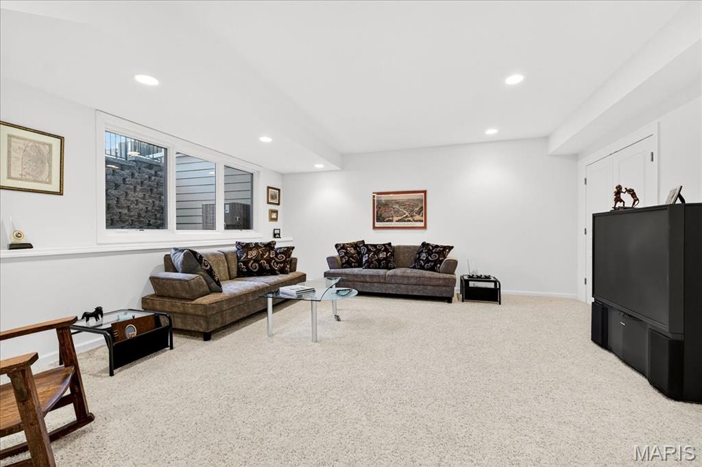 21 Old Belle Monte Road Chesterfield, MO 63017 - Photo 37 of 50