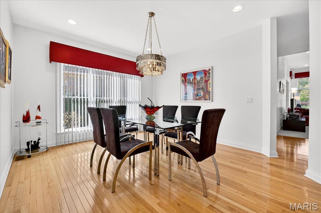 21 Old Belle Monte Road Chesterfield, MO 63017 - Photo 5 of 50