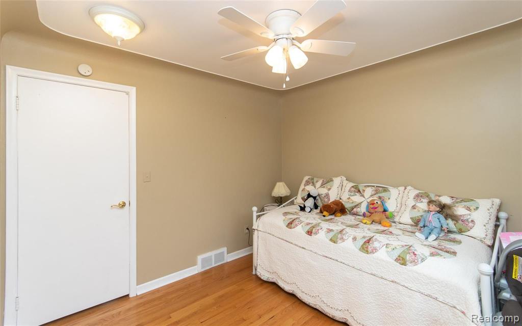 814 Wilwood Road Rochester Hills, MI 48309 - Photo 23 of 57