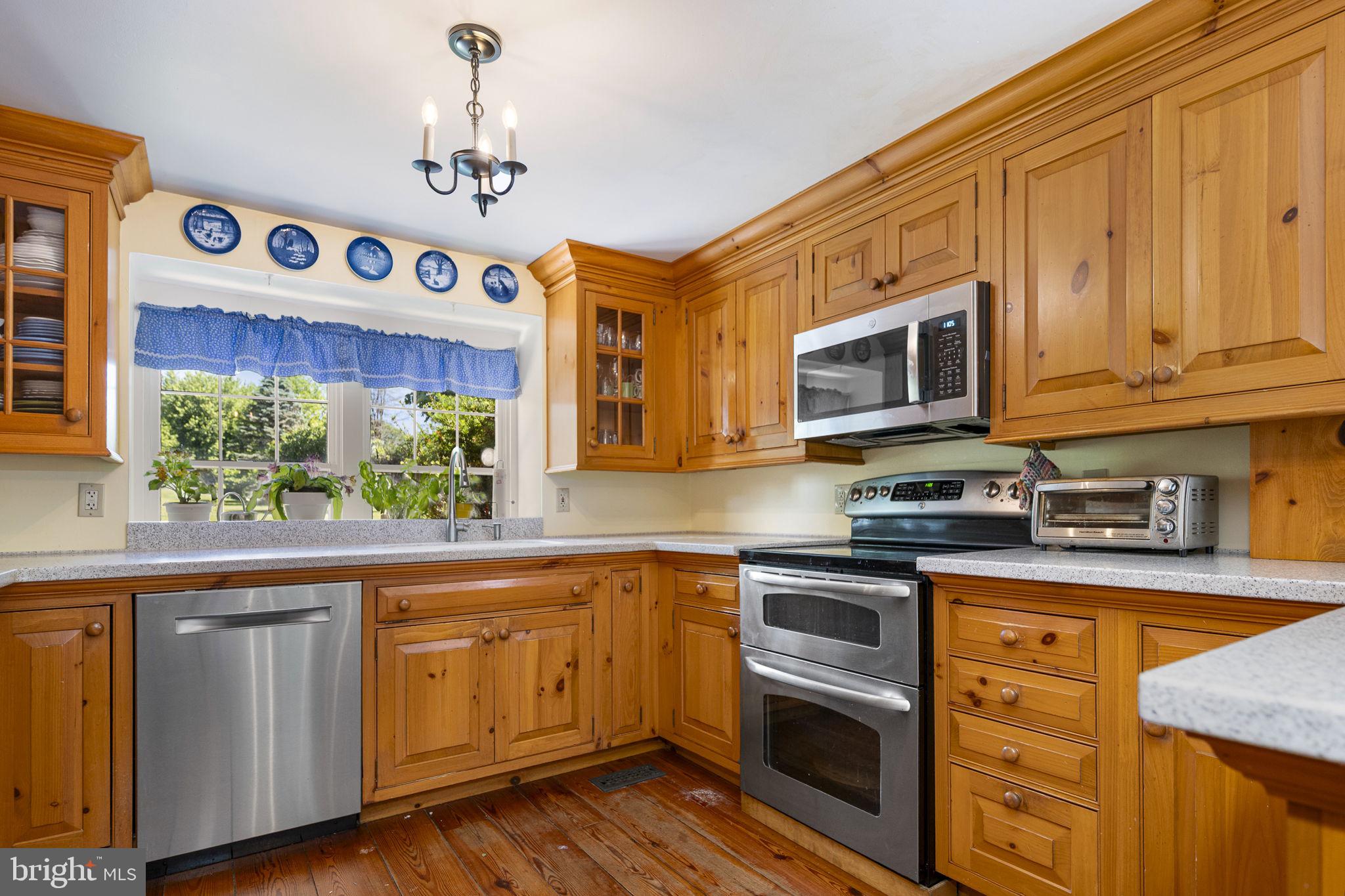 404 Indian Run Road Glenmoore, PA 19343 - Photo 6 of 61